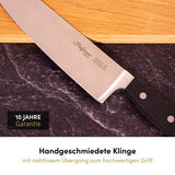 Das 2-teilige Messer-Sparset bietet Ihnen nicht nur herausragende Schärfe, sondern auch eine 10-jährige Garantie, die für dauerhafte Qualität und Zuverlässigkeit sorgt.
