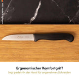 Das Zöppken besticht durch seine natürliche Struktur und liegt dank des ergonomisch geformten Griffs besonders angenehm in der Hand.